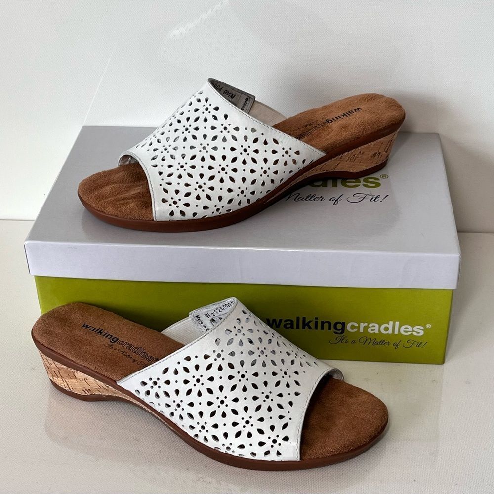 WALKING CRADLES Kerry 2 Slide Sandal